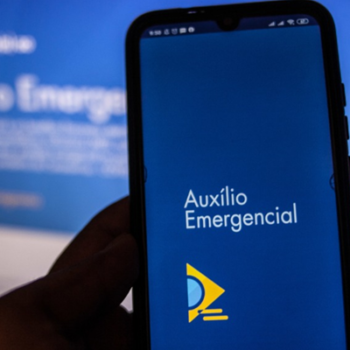 Auxílio de 300 reais