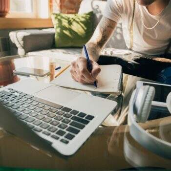 Cursos online gratuitos: 4 opções com certificado