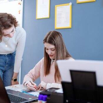 Governo declara abertura de 165 mil vagas em cursos gratuitos para mulheres - Pexels.